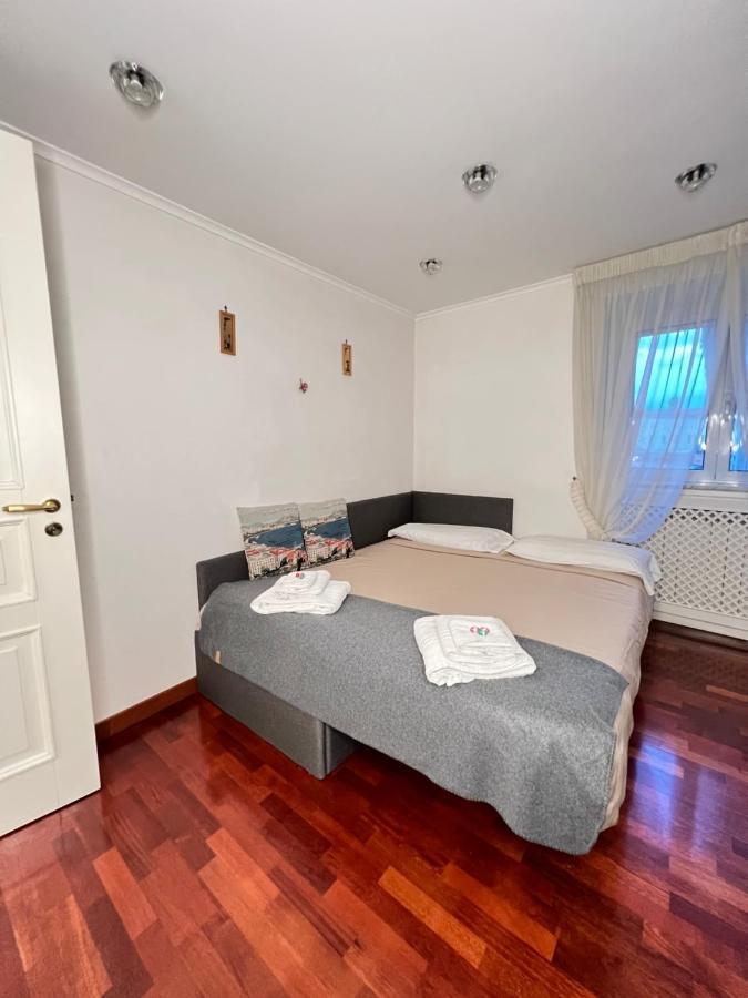 Casa Vacanze Maridy Napoli Esterno foto